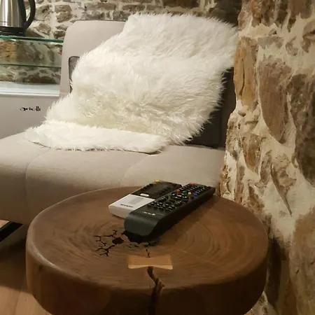 εn Kanaliois * Kanália