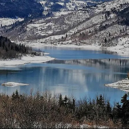 εn Kanalion Lejlighed Kanalia (Karditsa)